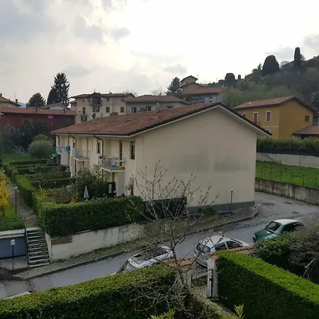 Casa Viky, * تْشيرنوبيو
